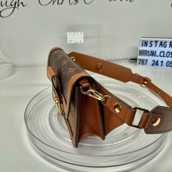 Louis Vuitton belt bag - Picture 12 of 16